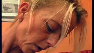 Girls Lick Pussy