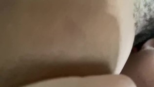 Close up lesbian pussy eating and fucking with toys